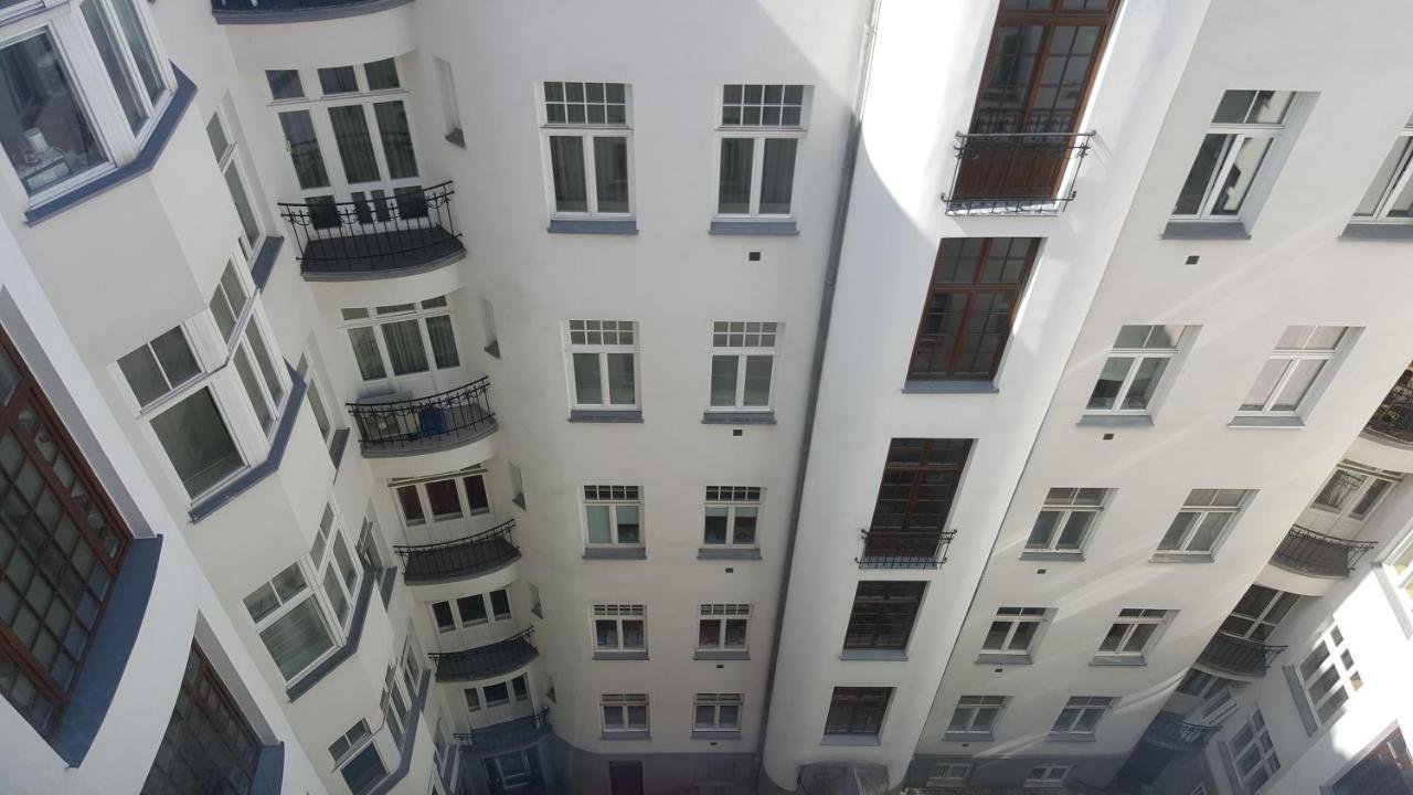 Apartament Na Wilczej Warschau Exterior foto
