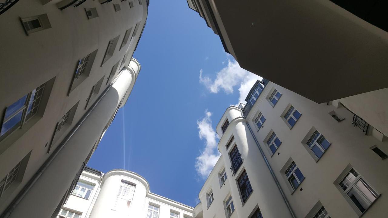 Apartament Na Wilczej Warschau Exterior foto